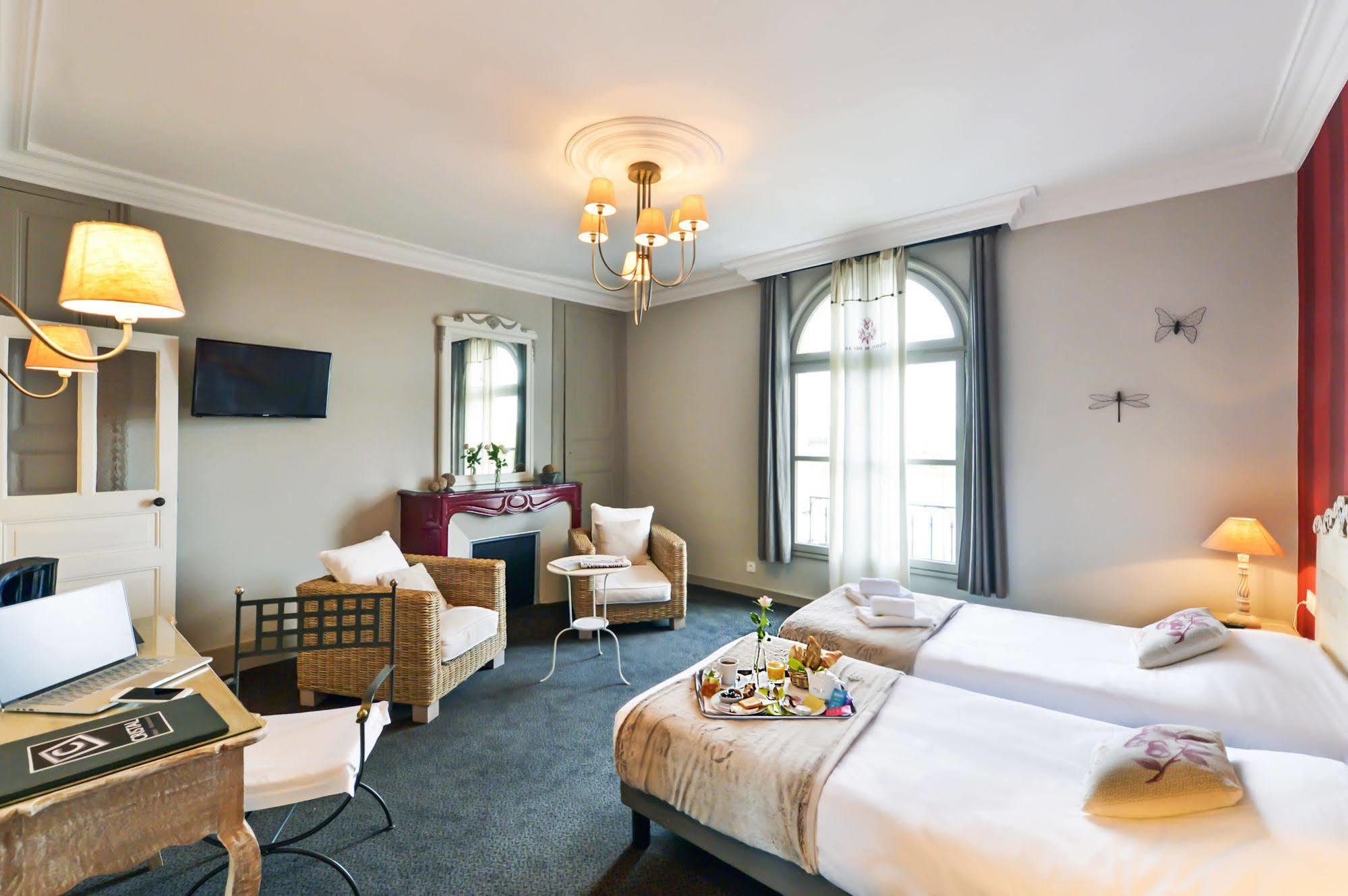 Cristal Hotel Restaurant - Logis Hotels Saumur Luaran gambar